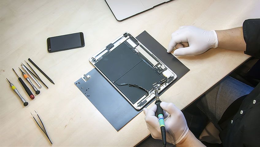 ipad repair specialist